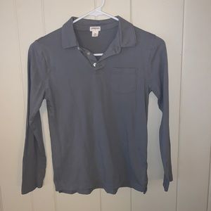 Grey t shirt